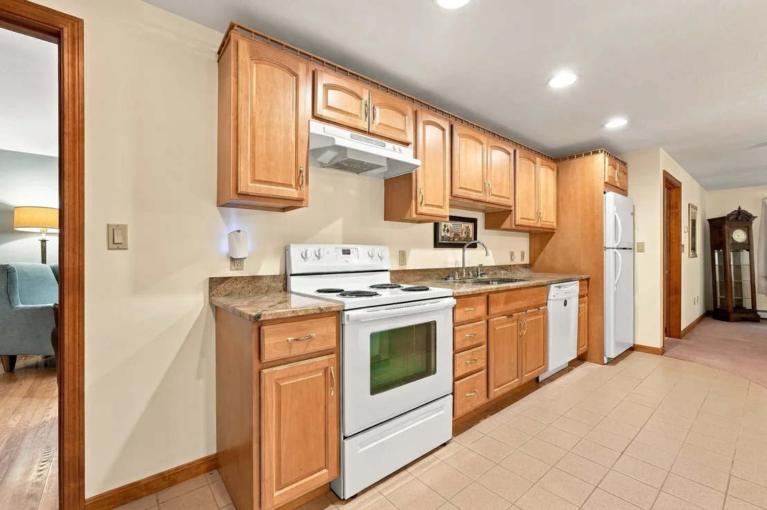 Photo of 70 Birchbark Dr