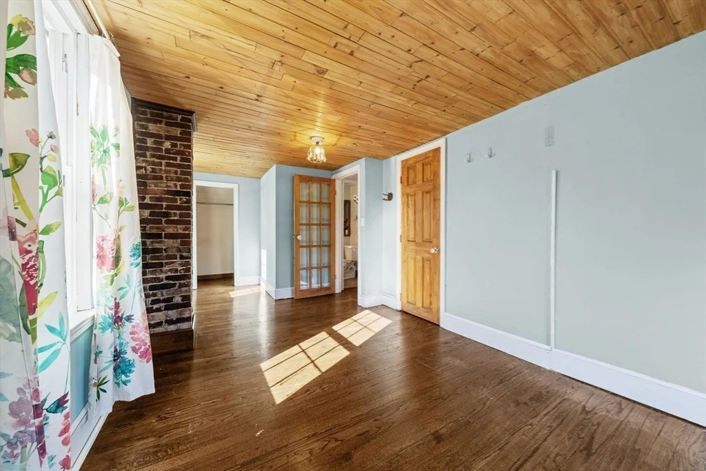 Photo of 14 Forest Park