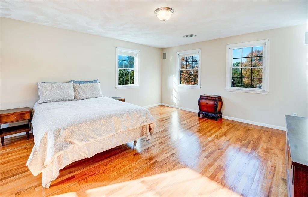 Photo of 75 Kings View Rd