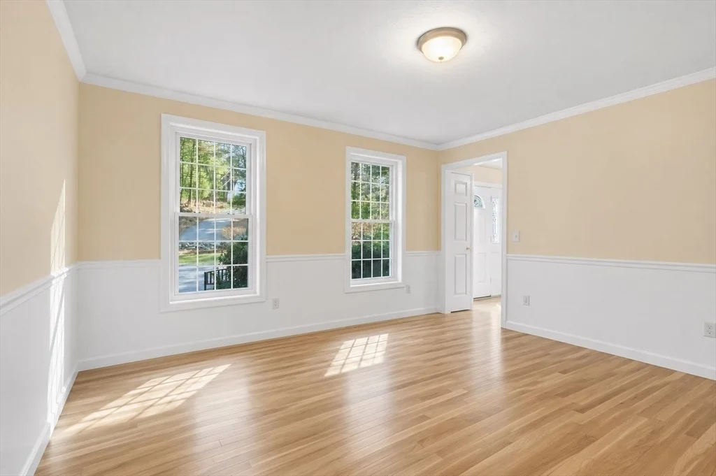 Photo of 155 Brook St
