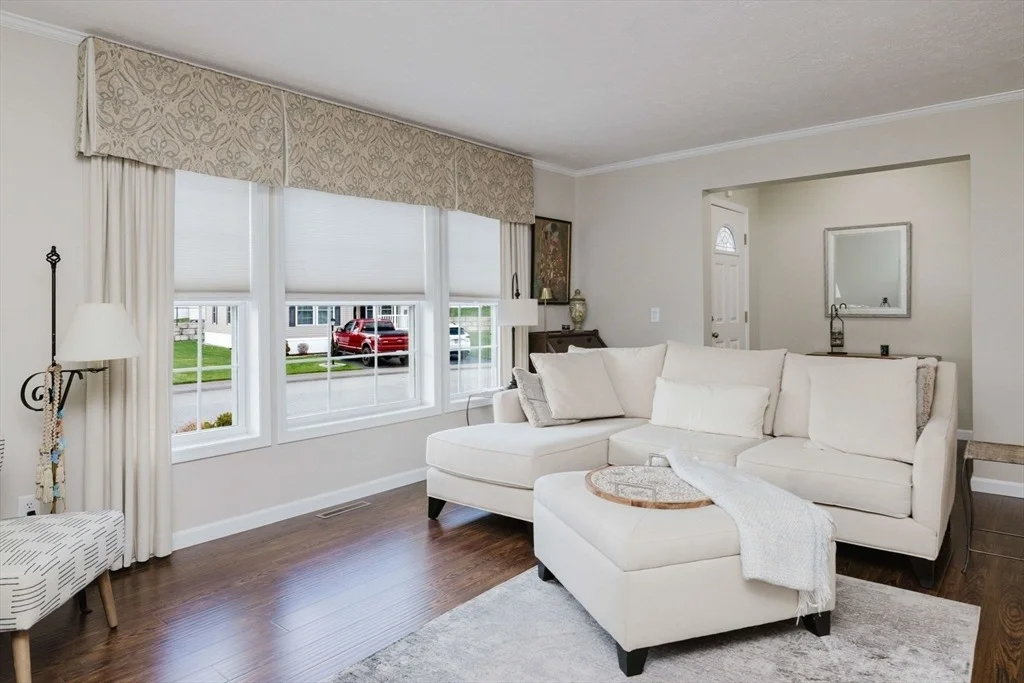 Photo of 210 Linsay Drive