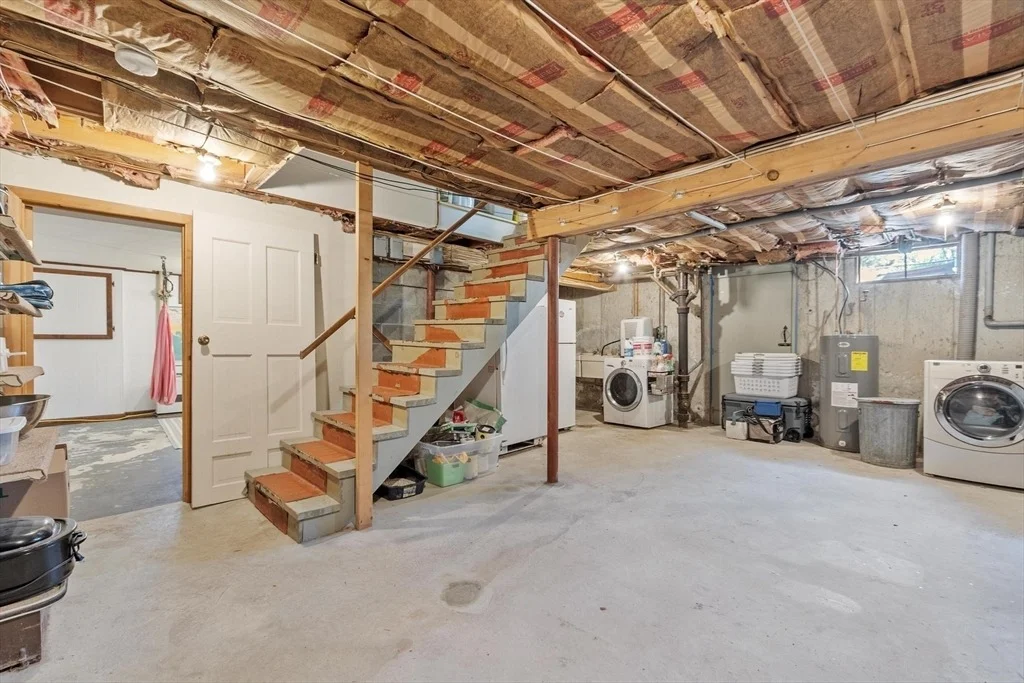 Photo of 40 Ivy Dr