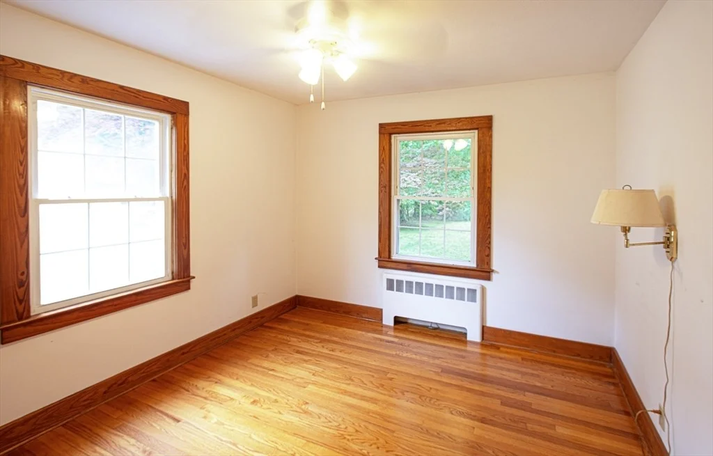 Photo of 188 North Maple St