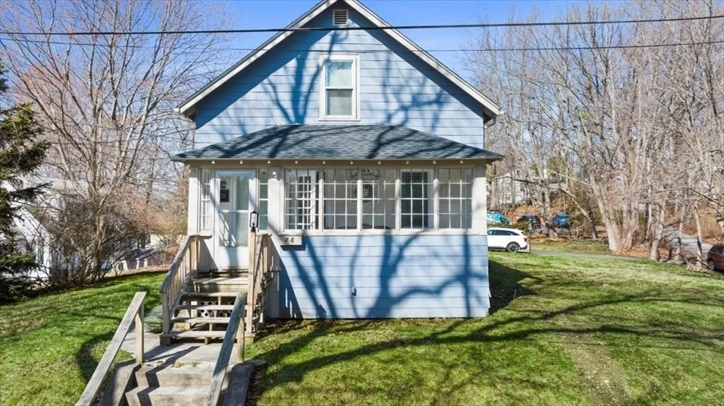 Photo of 88 Shore Dr