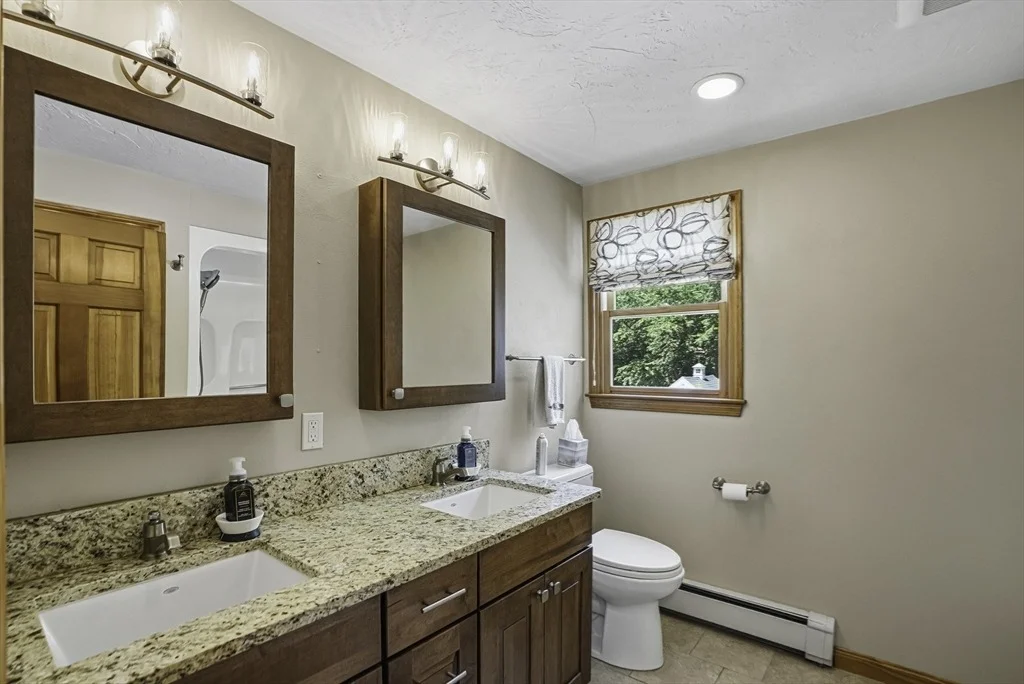 Photo of 36 Jackson Circle