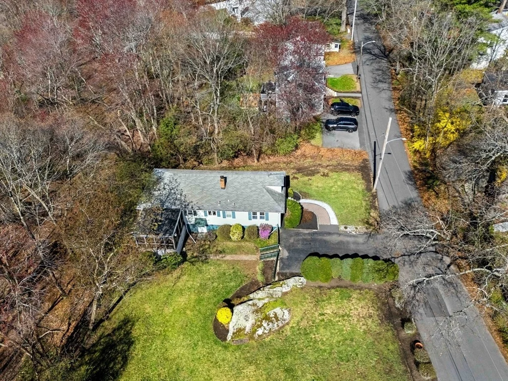 Photo of 12 Lake Ave