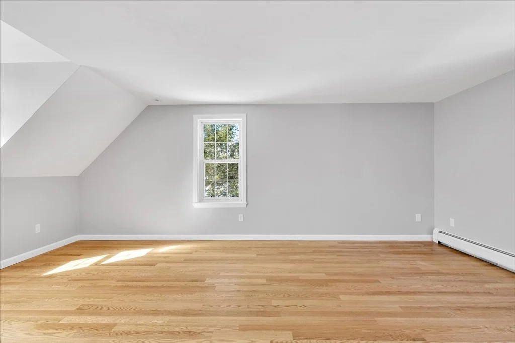 Photo of 10 Butler Ln