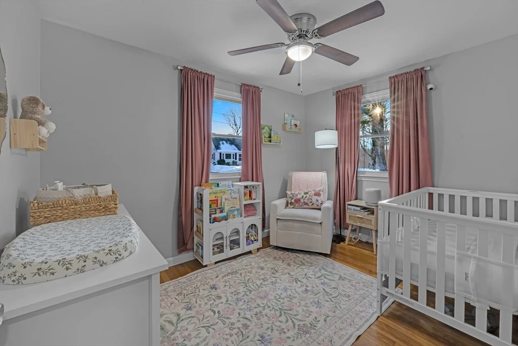 Photo of 8 Sunset Dr