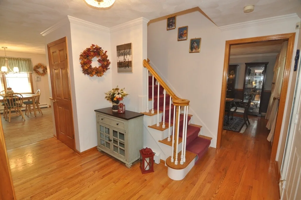 Photo of 8 James Ave