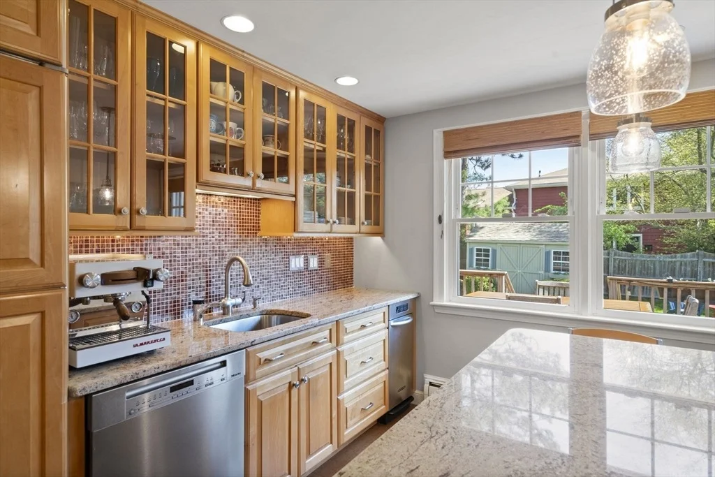 Photo of 30 Thompson Rd