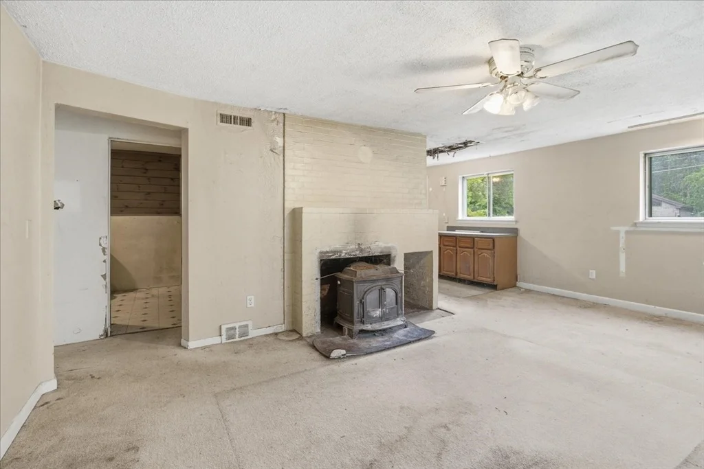 Photo of 40 Maple St