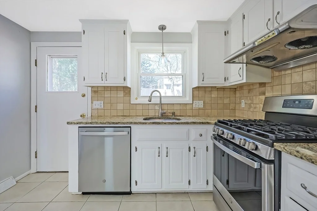 Photo of 10 Wayside Lane