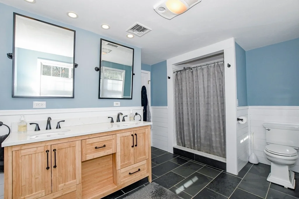 Photo of 34 Pine Hill Ln