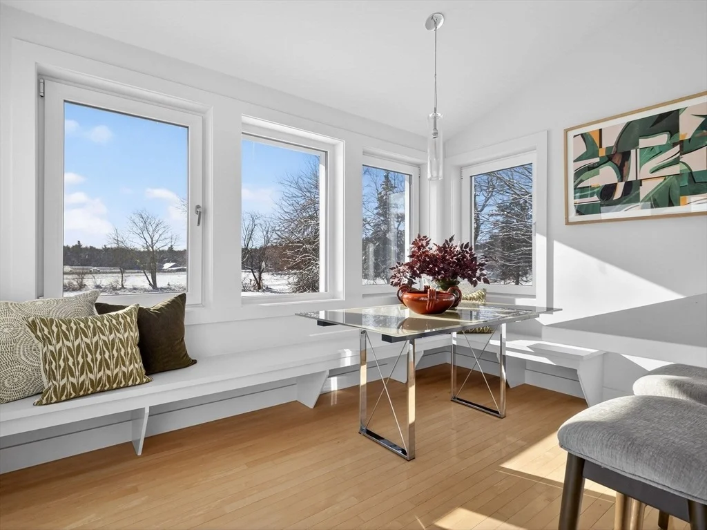 Photo of 49 Powissett St