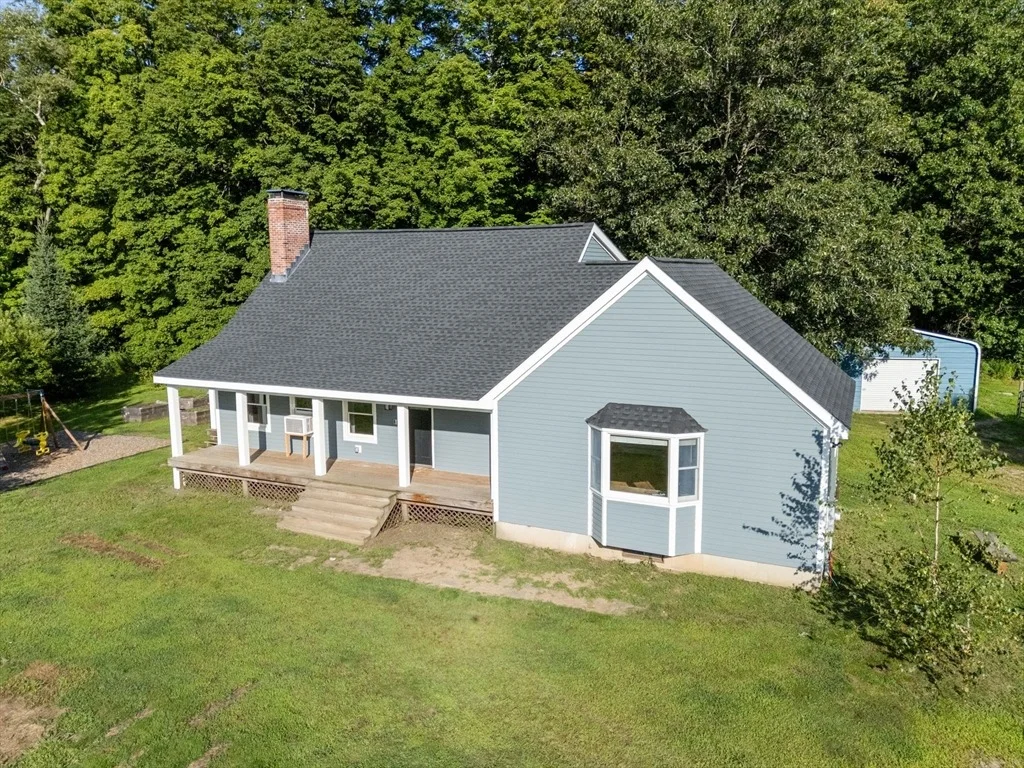 Photo of 487 Long Plain Rd