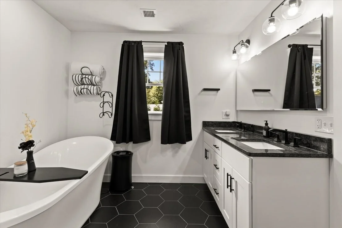 Photo of 29 Phyllis Rd