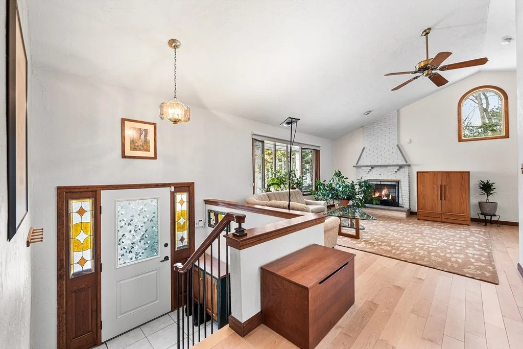 Photo of 90 Sunnyside Ave