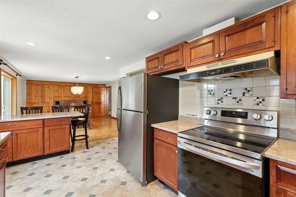 Photo of 178 W Pomeroy Lane
