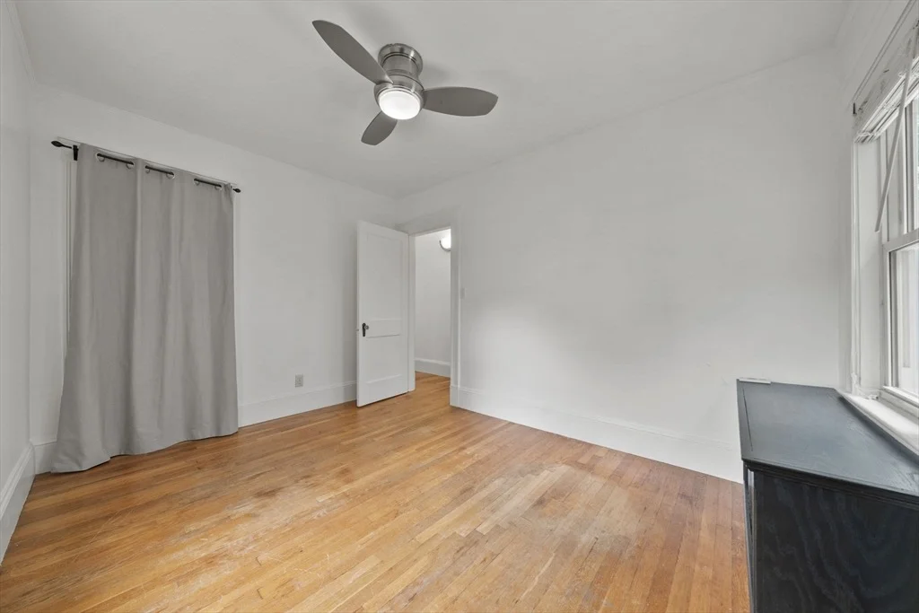 Photo of 25 Maple Ave.