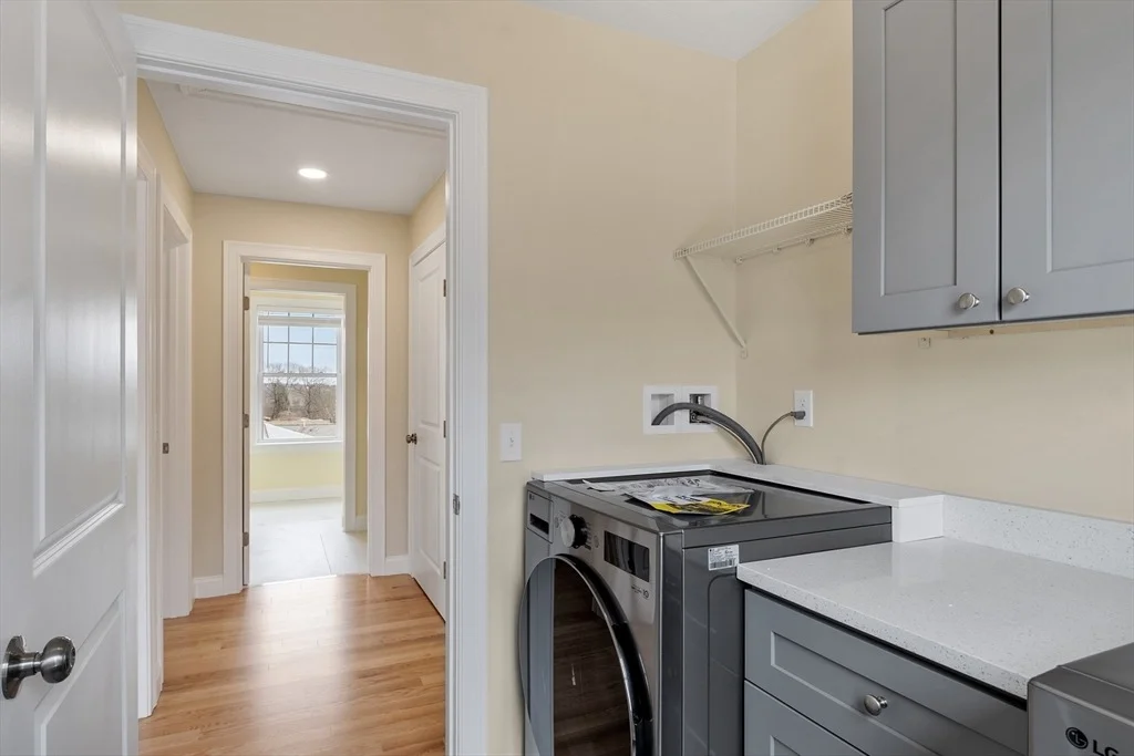 Photo of 23 Leslie Rd
