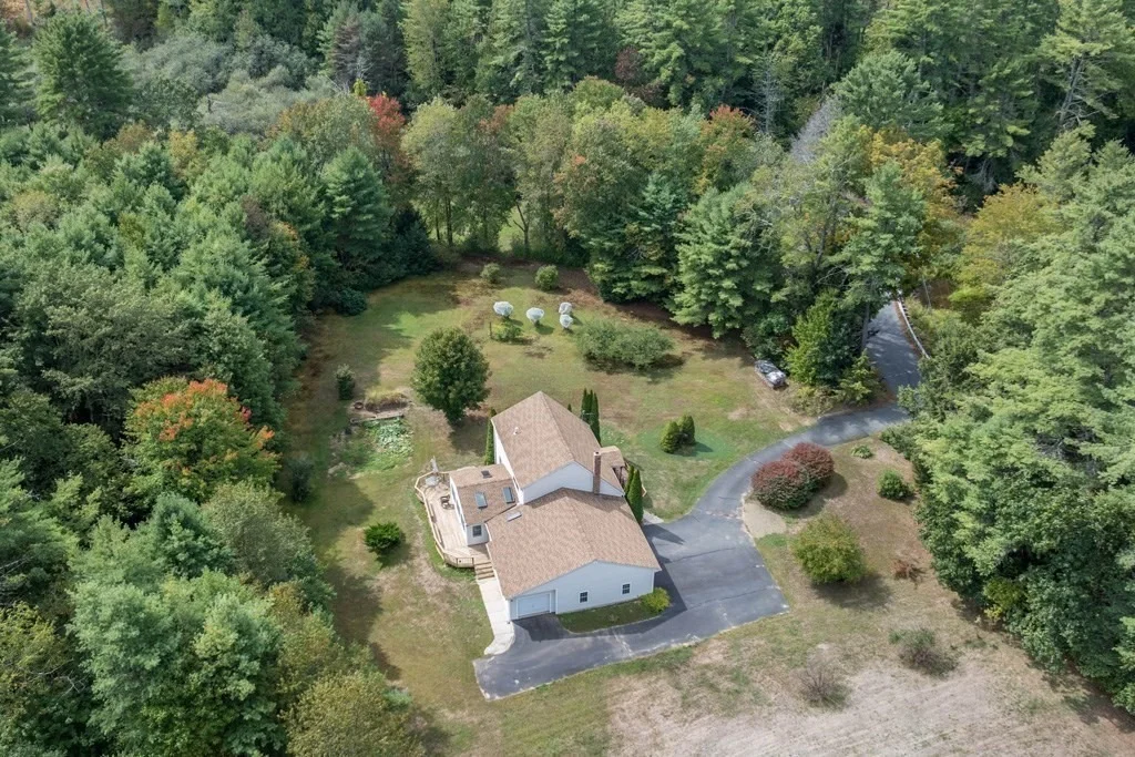 Photo of 260 East Road