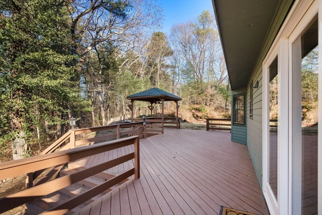 Photo of 85 Desert Brook Rd.