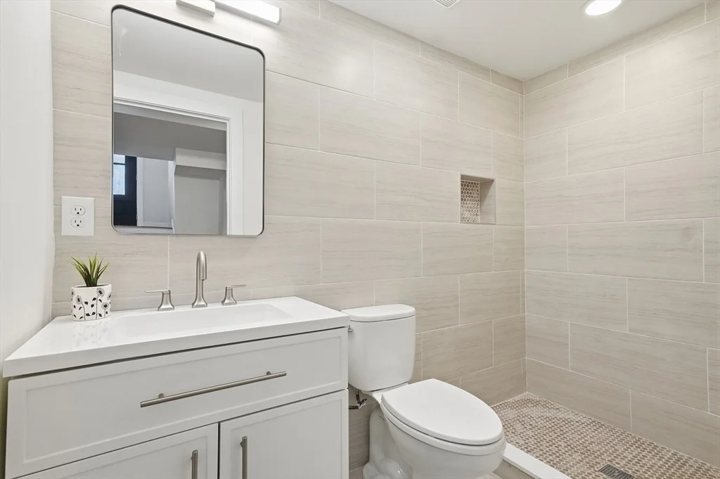 Photo of 155 Mill St