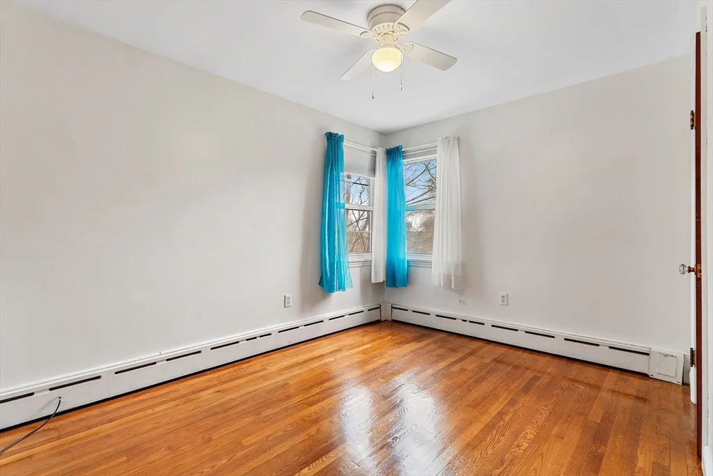 Photo of 21 Trinity Ave