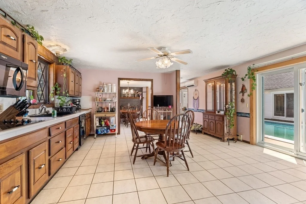 Photo of 186 Eight Lots Road