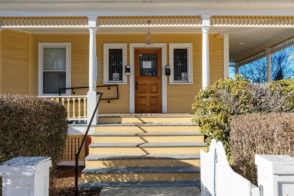 Photo of 826 Broadway