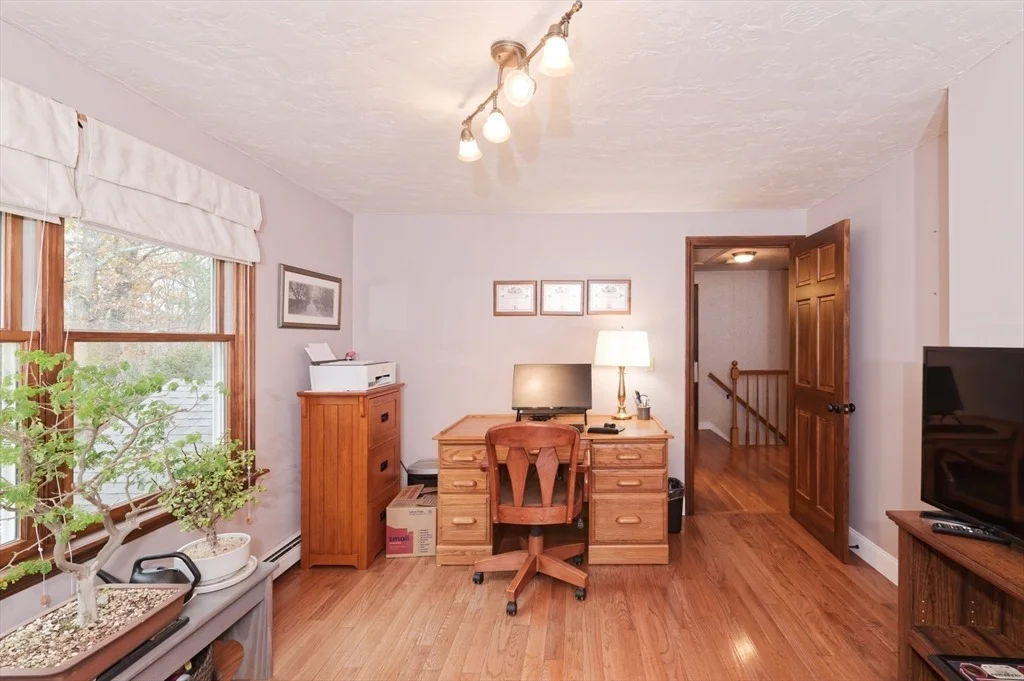 Photo of 6 Rainbow Dr