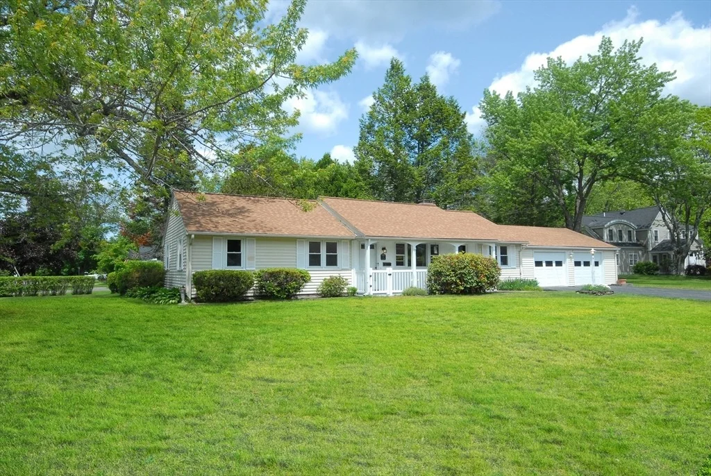 Photo of 12 Reo Rd