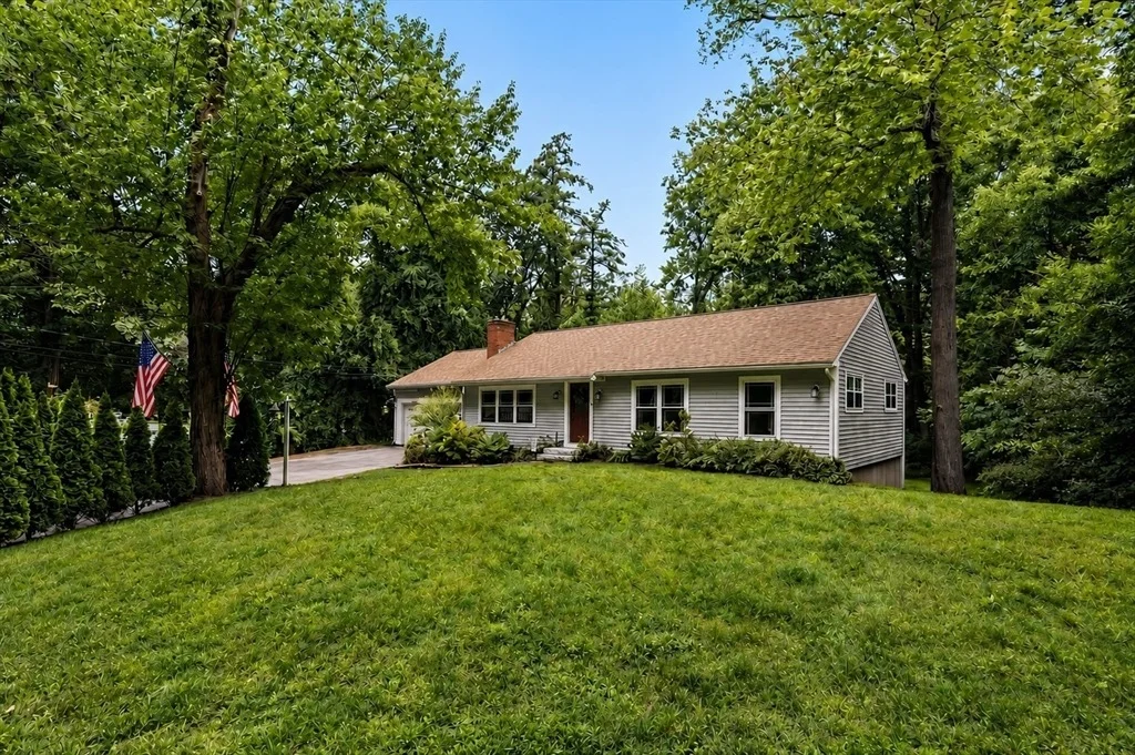 Photo of 159 High Plain Rd