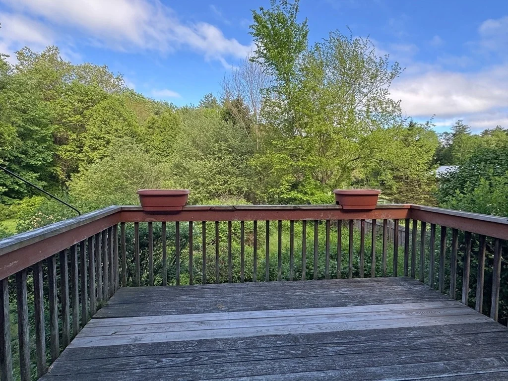 Photo of 486 Turners Falls Road