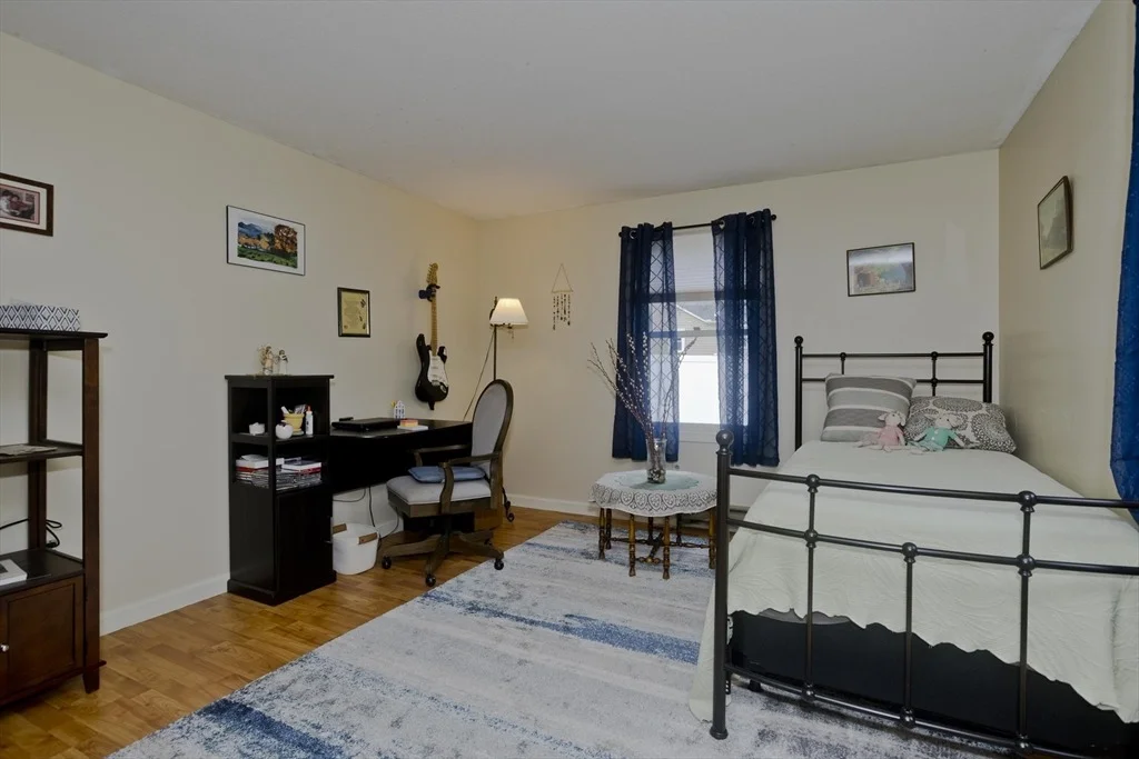 Photo of 299 Shaker Rd