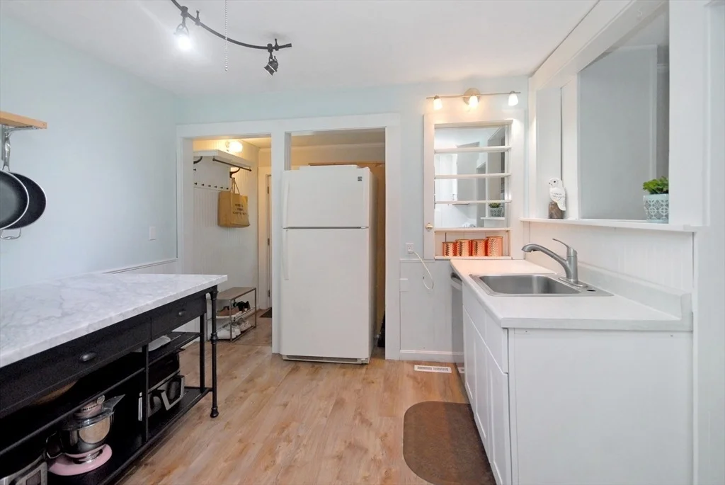Photo of Unit 7 at 7 Maple Ct