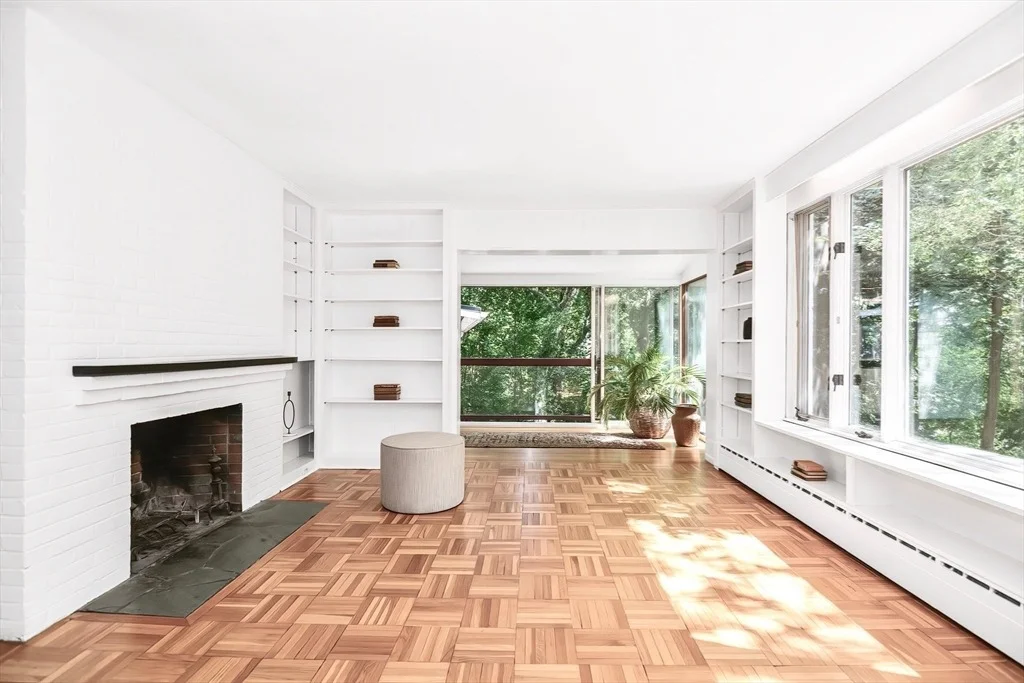 Photo of 115 Juniper Rd