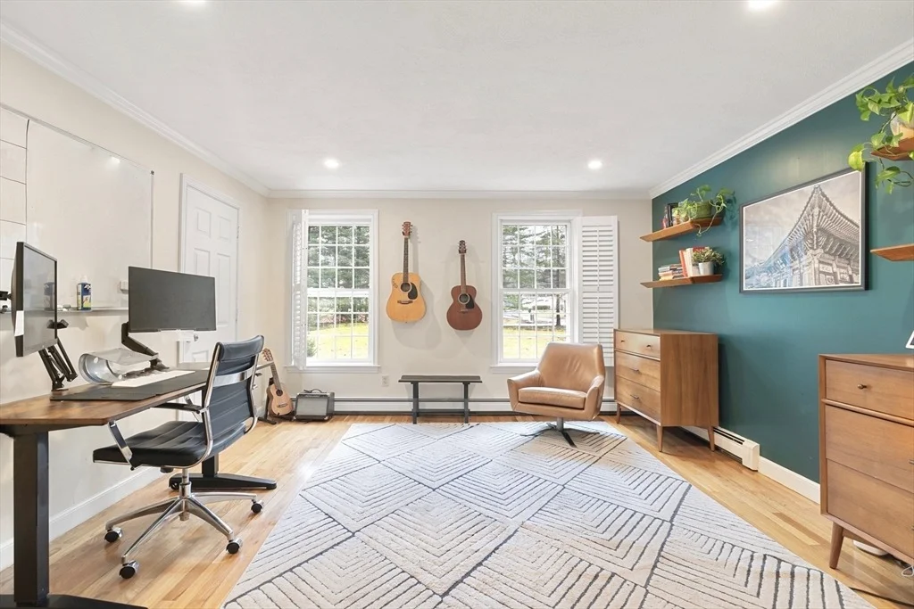 Photo of 21 Batchelder Rd