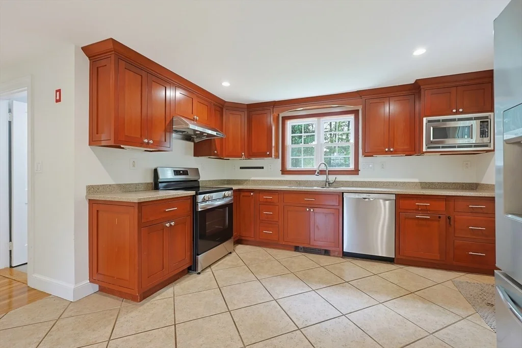 Photo of 50 Rustic Rd