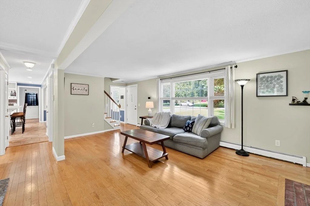 Photo of 51 Lantern Ln