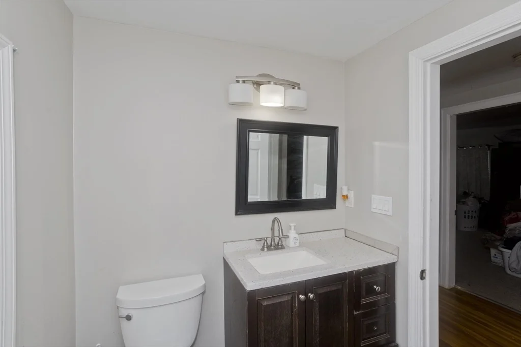 Photo of 174 Abbott St