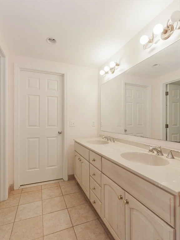 Photo of 426 Conant Rd.