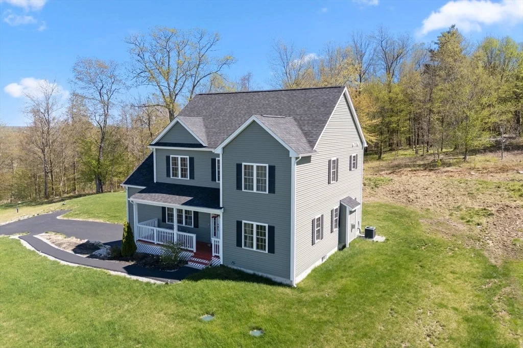 Photo of 32 Hycrest Rd