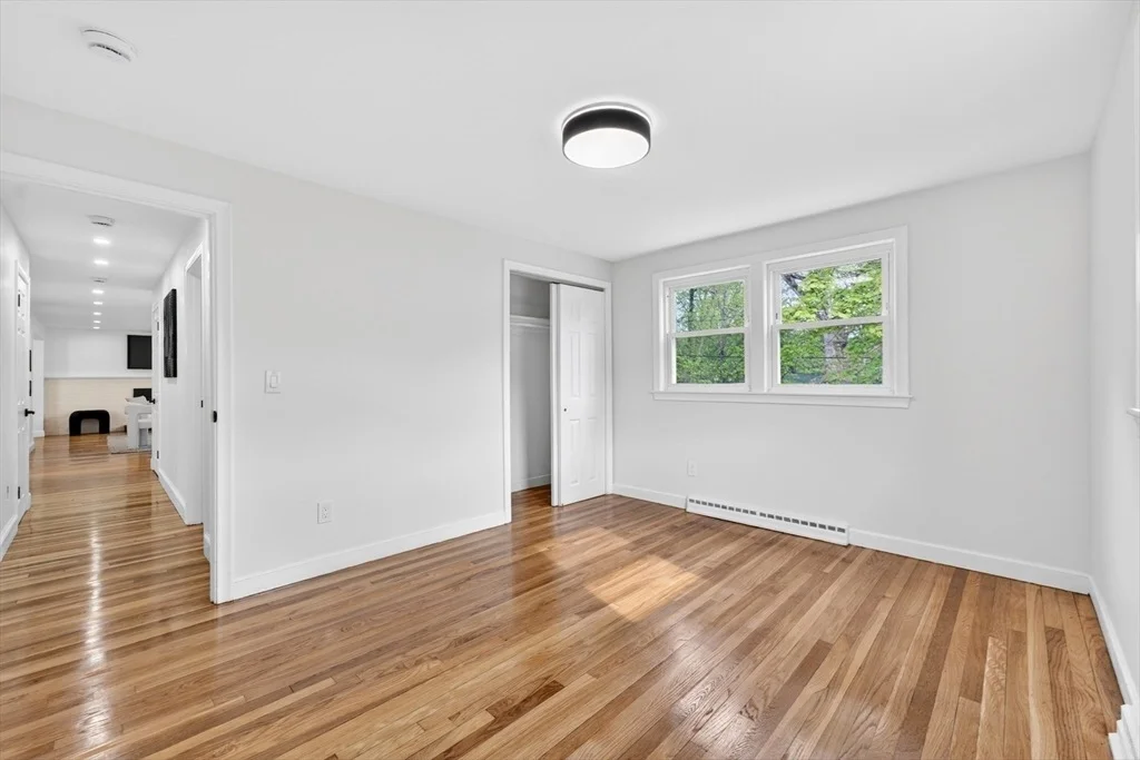 Photo of 6 Sunset Dr