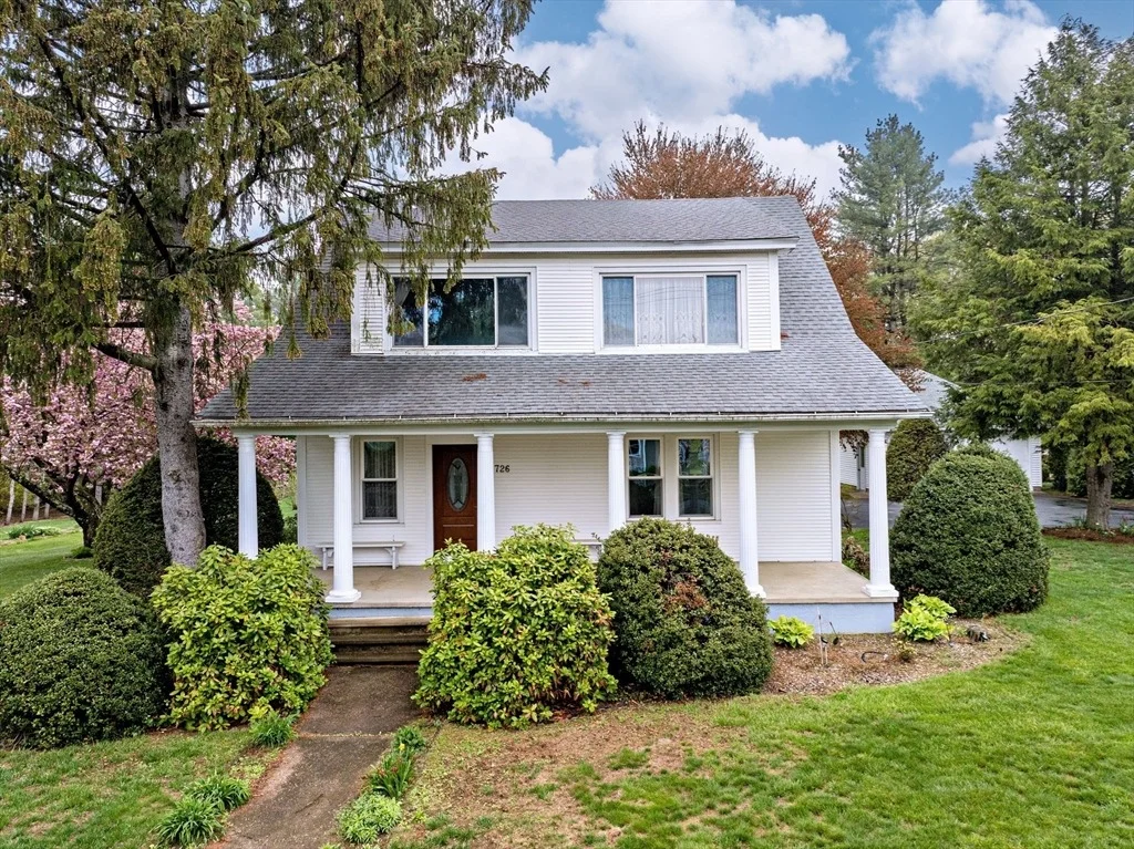 Photo of 726 Amostown Rd