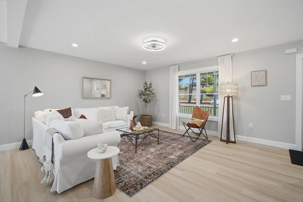 Photo of 212 Montgomery Rd