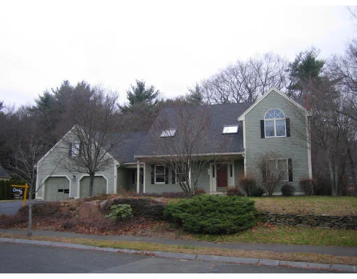 Photo of 13 Landers Dr