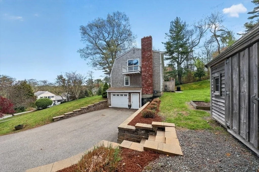 Photo of 60 Oakleaf Dr