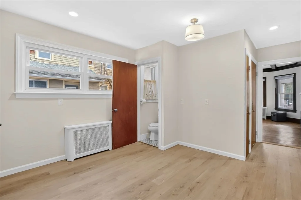 Photo of 264 Sumner Ave