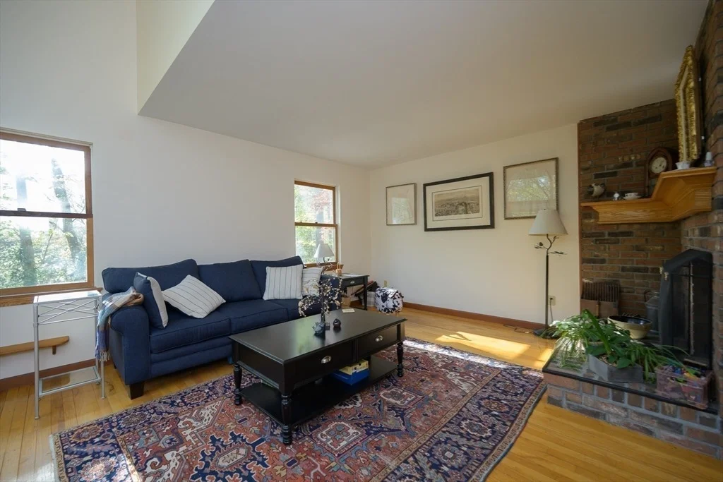 Photo of 8 Kingman Rd